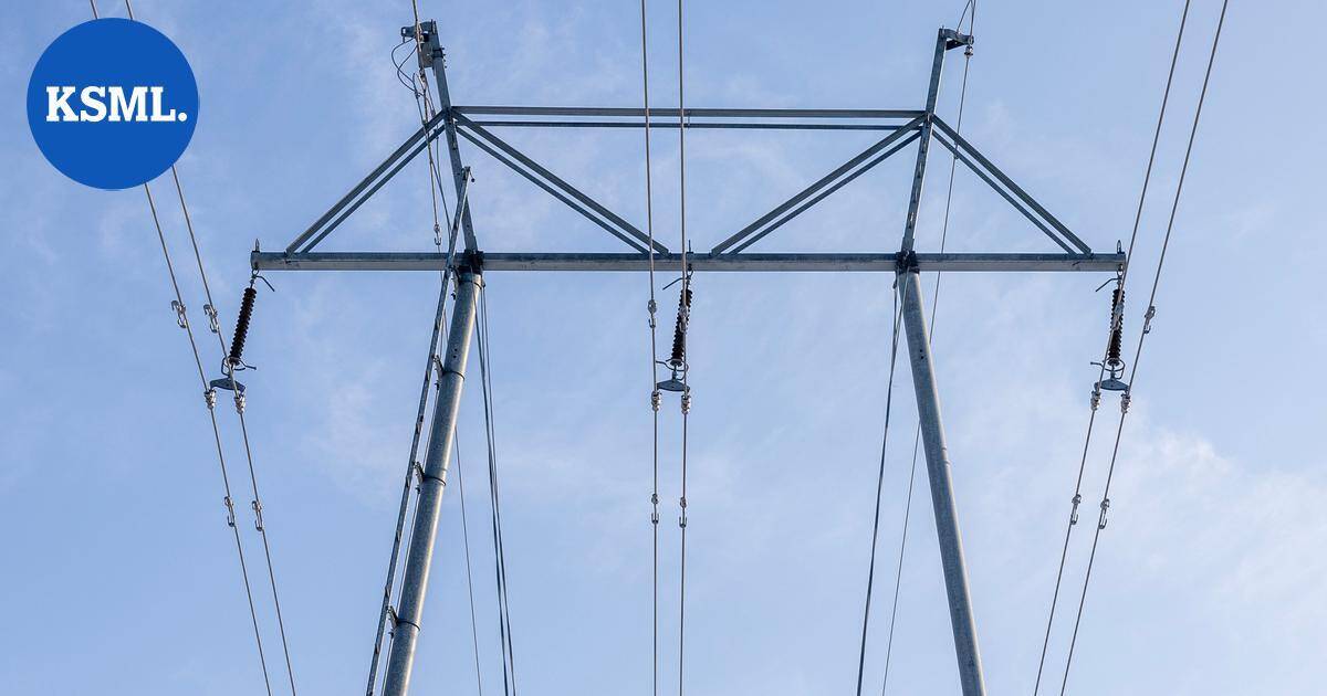 Jyväskylässä katkesivat sähköt liki 4 000 taloudesta – samaan aikaan autoilija törmäsi muuntajaan Palokankaalla | Keski-Suomi