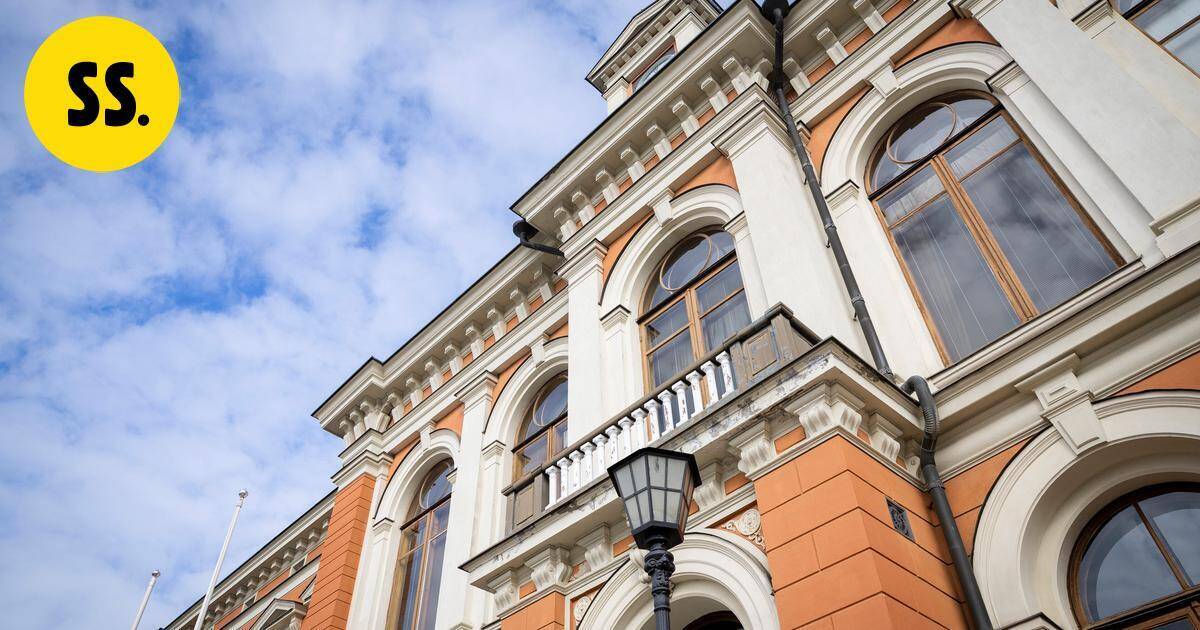 Kuopio muistaa juhla­päi­vänä syntyneitä – onnittelupaketissa esimerkiksi elinikäinen kausikortti Puijon torniin | Savo