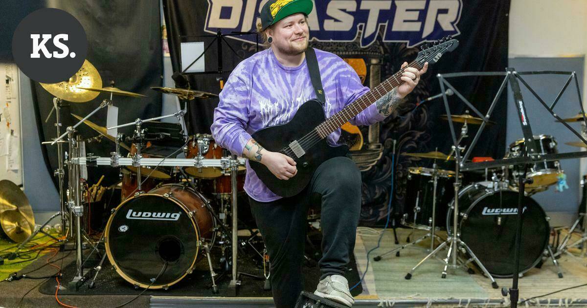 Arkistosta | Kotkalainen Vili Mäenpää, 30, purkaa alakulonsa musiikkiin – Hän tekee tavoitteellisesti niin musiikkia kuin hampurilaisiakin | Paikalliset