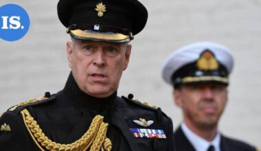 Ex-prinssi Andrew menettämässä viimeisenkin sotilastittelinsä | Uutissuomalainen