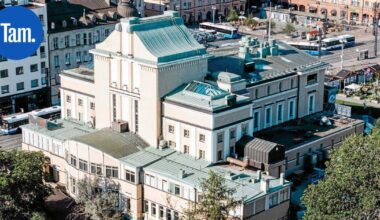 Tampereen Teatterin peruskorjaukselle palkinto – "Tulee olemaan seuraavatkin sata vuotta tamperelaisen arkkitehtuurin ylpeyden aihe" | Paikalliset