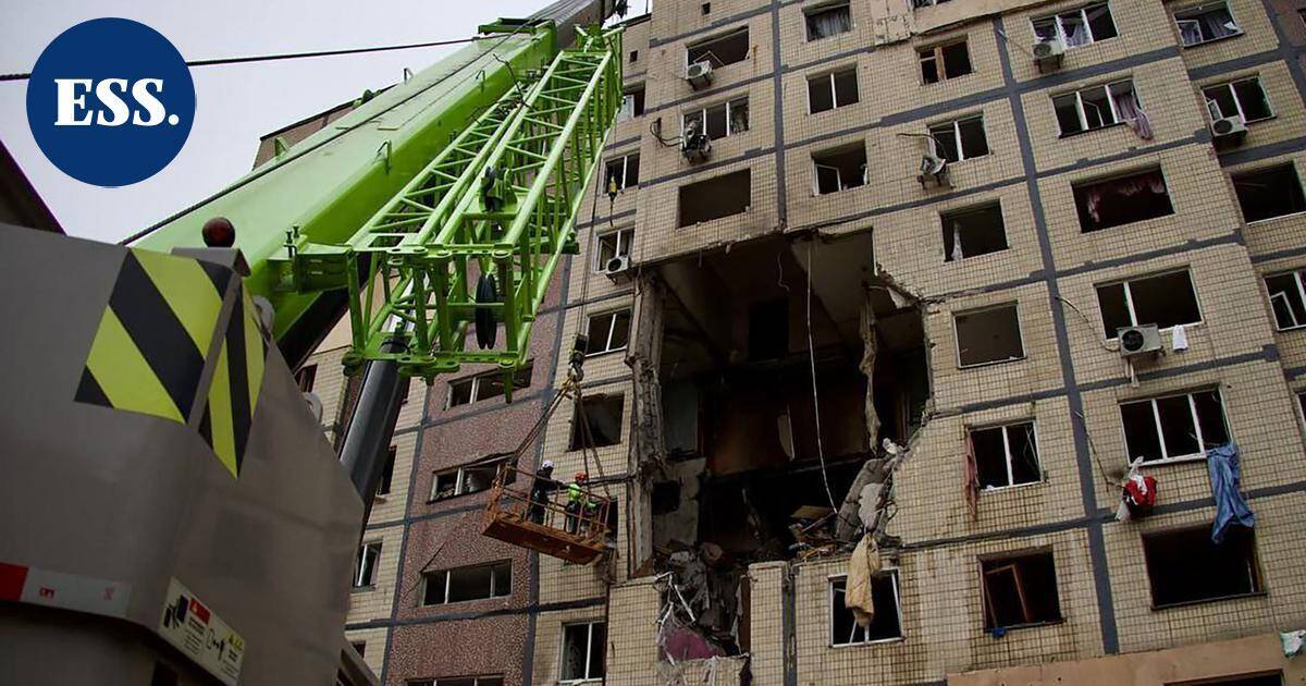 CNN: Venäjä hyvin lähellä tavoitettaan vallata tärkeä Pokrovskin kaupunki – Ukraina varautuu pitkiin sähkökatkoihin Venäjän iskujen jäljiltä | Uutissuomalainen