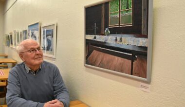 Matti Karhunen, 87, aloitti maalaamisen 75-vuotiaana – Nyt esillä on ensimmäinen oma näyttely | Paikalliset