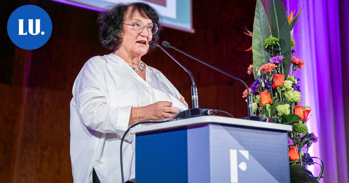 Kaunokirjallisuus | Raaseporilainen Monika Fagerholm voitti Finlandia-palkinnon | Paikalliset