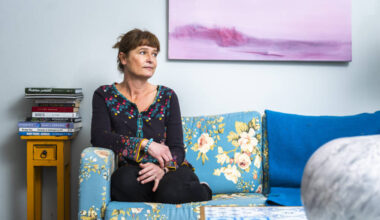 Sauvossa on taiteilijan paratiisi, jossa syntyy suurikokoisia veistoksia