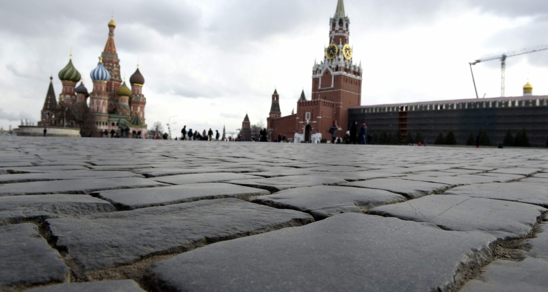 Varoitus vierailevista nunnista: Suhteita Venäjän tiedusteluun