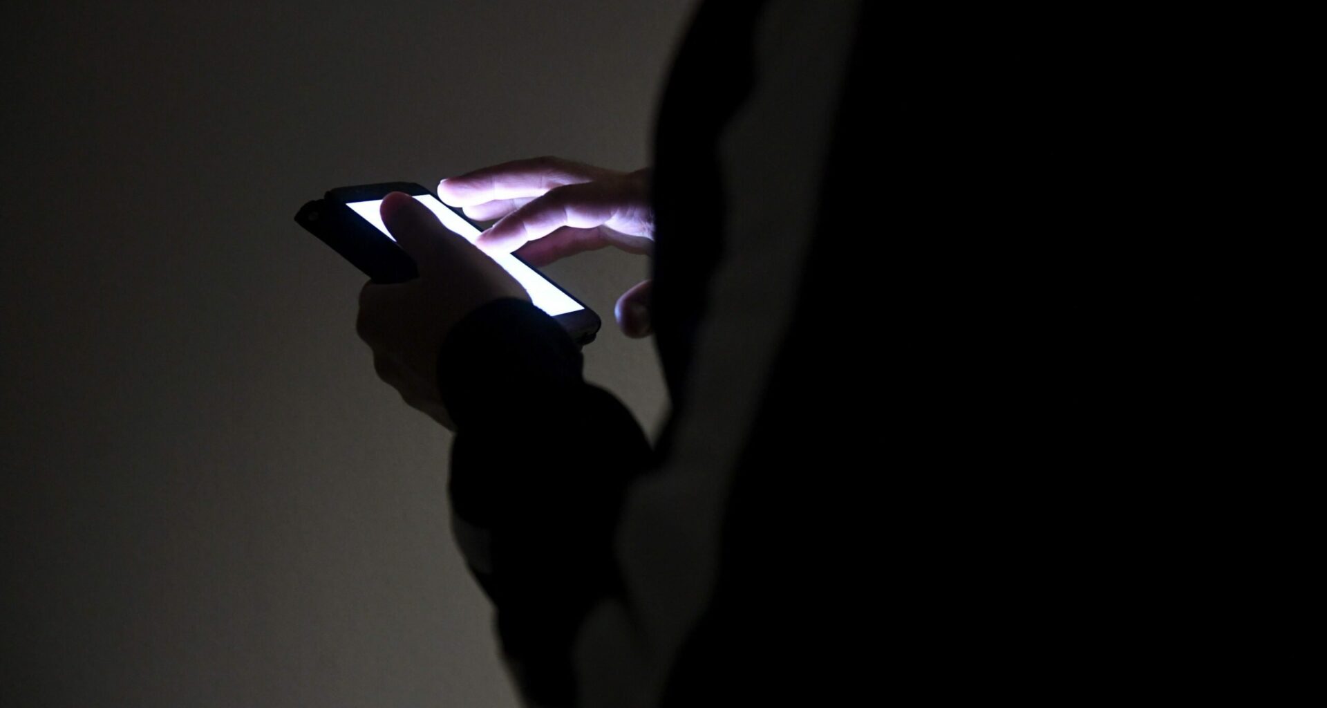 Huijari voi lähestyä Teamsin kautta tai esiintyä eläkeyhtiön edustajana