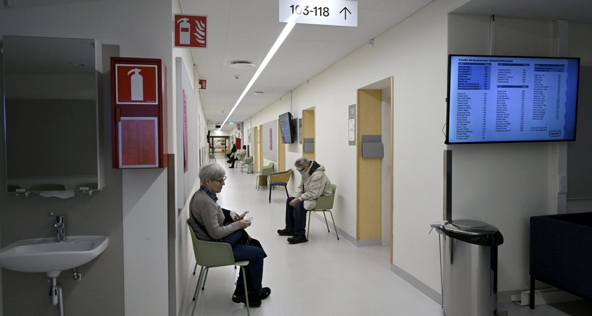 Professori lyttää Ylellä työterveyden: Tehoton ja päällekkäinen