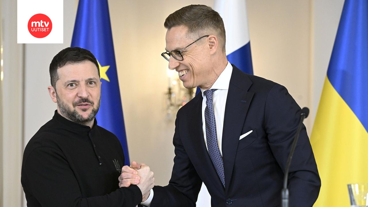 Ukrainan presidentti Volodymyr Zelenskyi ja presidentti Alexander Stubb ovat keskustelleet useita kertoja.
