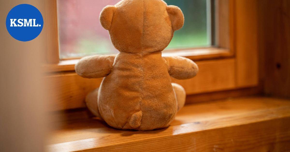 Tuhmia puhuva nallekarhu vedettiin myynnistä | Uutissuomalainen