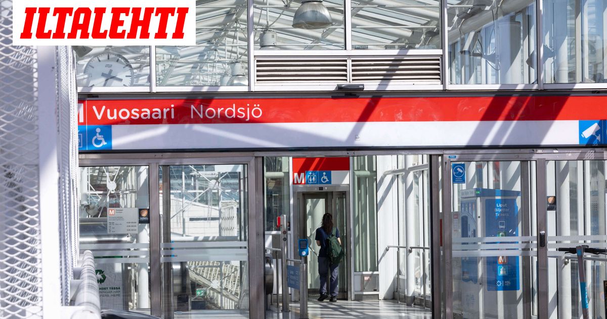 Nuorten tyttöjen porukka kauhistuttaa Helsingissä