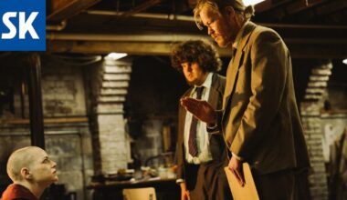 Elokuva-arvio | Emma Stonen millintarkkaa näyttelijäntyötä hykerryttävässä satiirissa voi vain ihailla - Satakunnan Kansa