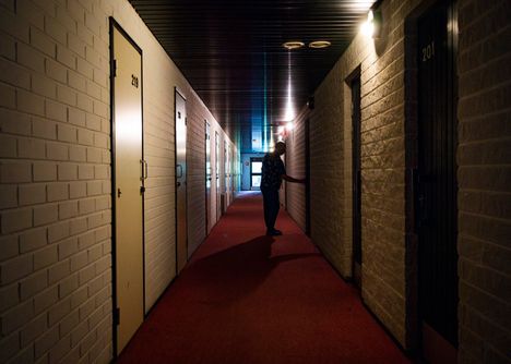 Hotelli Joronjäljen käytävä.