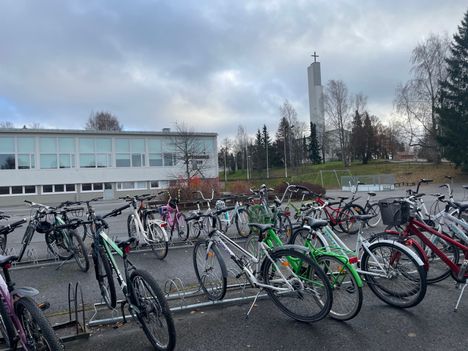 Pahoinpitelyssä ei alustavien tietojen mukaan käytetty apuvälineitä. Tapaus sattui maanantaina koulupäivän aikana.