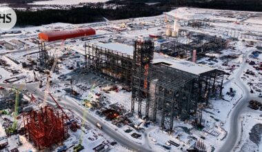 Stegran jättitehtaalla suuri poliisioperaatio | HS.fi