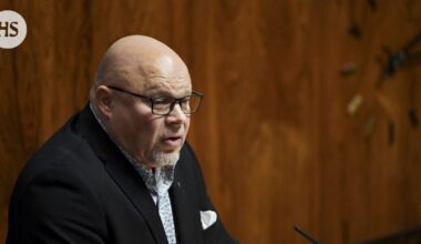 Demokraatti: Ex-kansanedustaja Ano Turtiainen kertoo muuttaneensa Venäjälle