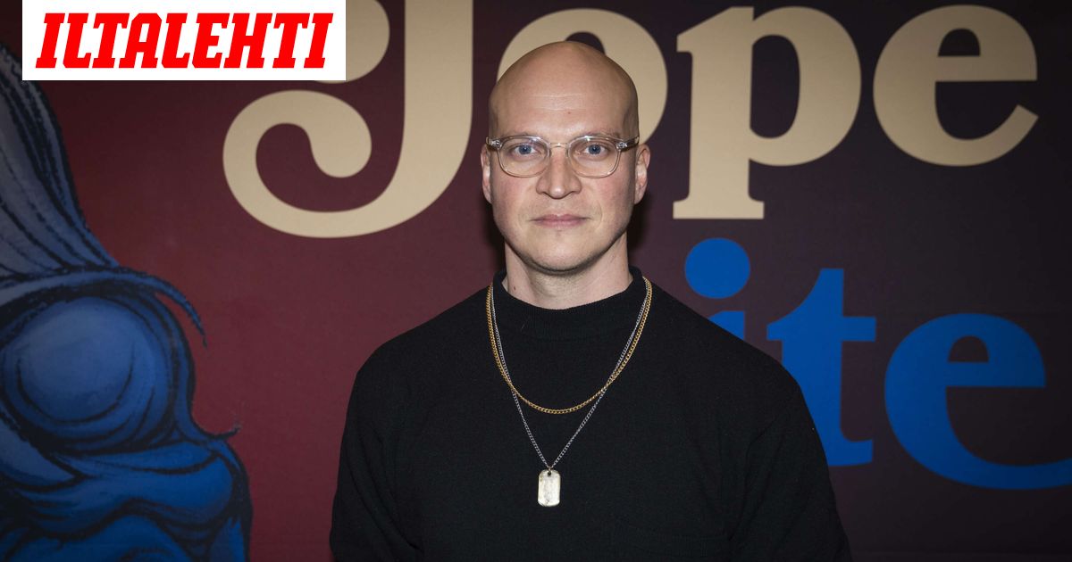 Riku Nieminen julkaisi hellyttäviä kuvia kaksostensa ristiäisistä