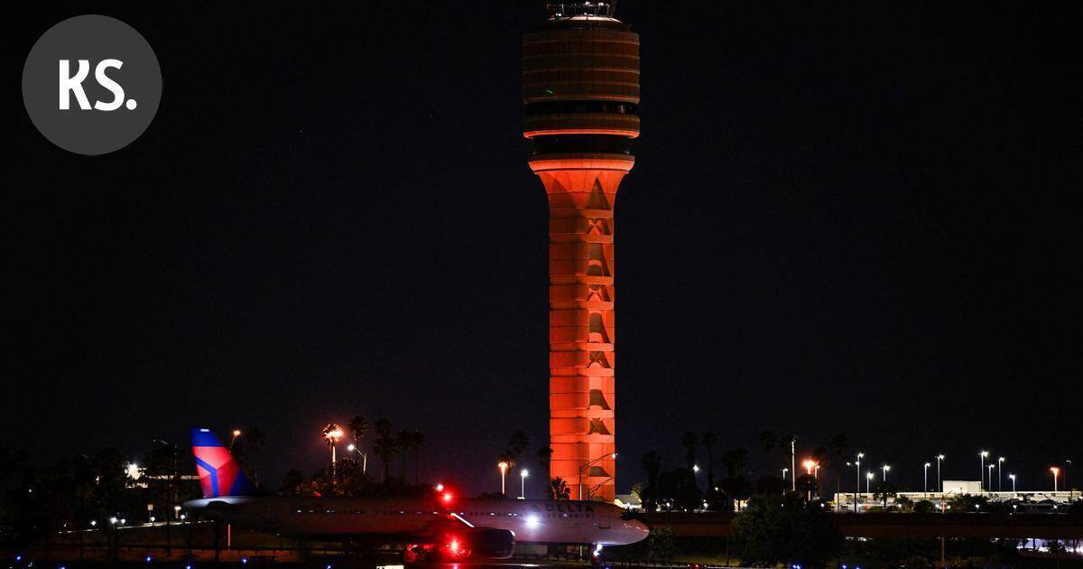 Yhdysvalloissa vähennetään lentoliikennettä liittovaltion hallinnon sulun vuoksi | Uutissuomalainen