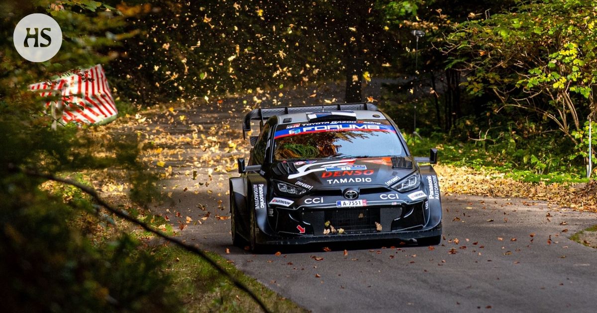 Japanin MM-ralli: Kalle Rovanperä heti hurjassa vauhdissa