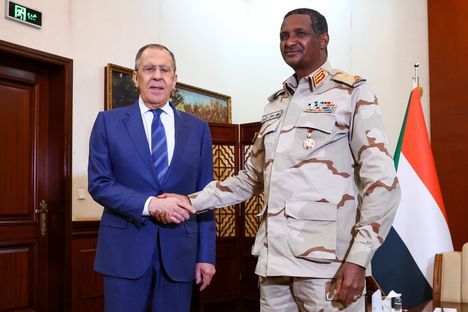 Dagolo tapasi Venäjän ulkoministerin Sergei Lavrovin helmikuussa 2023.