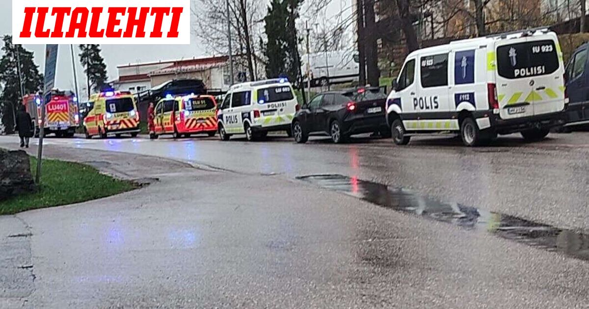 3-vuotias lapsi kuoli Espoossa – Vanhempi törmäsi autolla