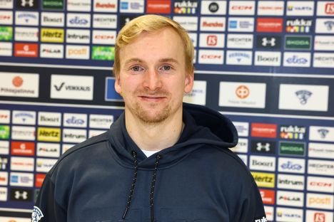 Sakari Manninen on Leijonien ikoninen ykkössentteri.