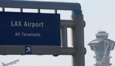 Yhdysvalloissa perutaan merkittävä määrä lentoja viikonloppuna | Uutisia lyhyesti