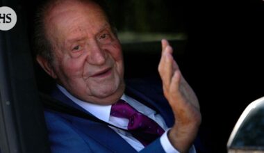 Kruunustaan luopunut Juan Carlos paljasti, mitä diktaattori Franco vannotti kuolinvuoteellaan