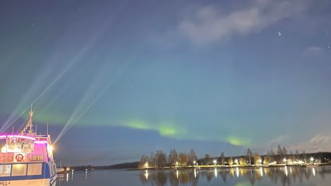 Revontulia bongattiin myös Lappeenrannan suunnalla.