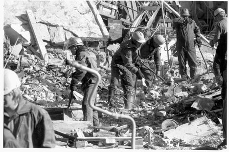 Raivausta räjähdyksen jälkeen Lapualla.