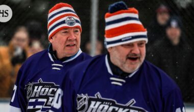 Jääkiekko: Jari Kurri ja Esa Tikkanen kauppaavat nimikirjoituksiaan – tarjolla on tavanomaista ja deluxe-vaihtoehtoja