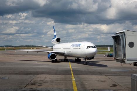 Finnairin MD-11-matkustajakone saapui Pekingistä Helsinki-Vantaalle heinäkuussa 2008. Finnair luopui kyseisestä konetyypistä vajaat kaksi vuotta myöhemmin.