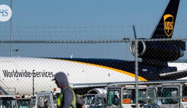 USA:n ilmailuhallinto määräsi MD-11-koneet lentokieltoon