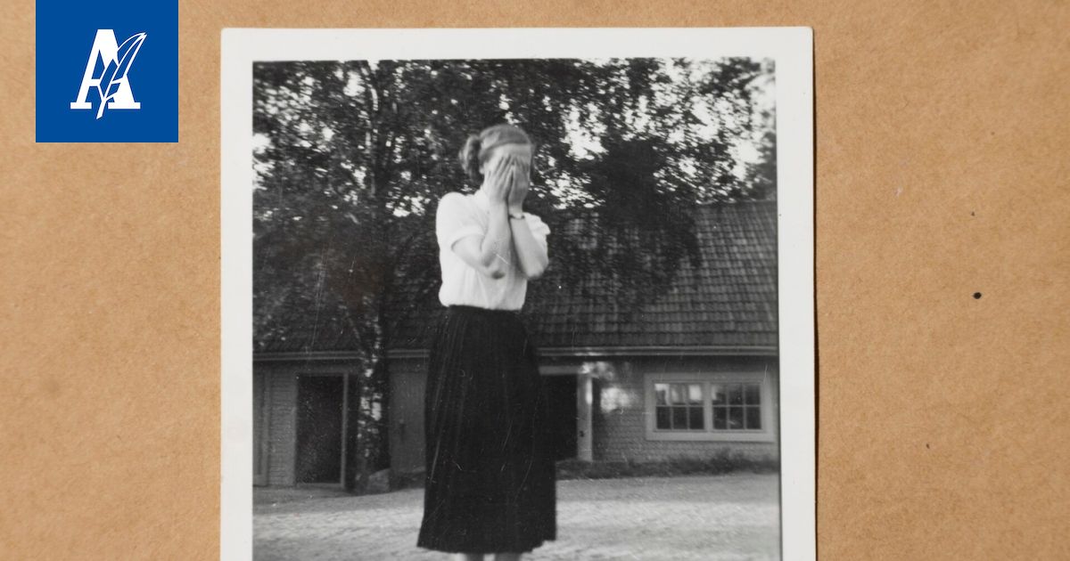 Kekkosen uskollista sisäkköä ei saanut kuvata, mutta nyt hänen elämäntarinansa on esillä Tampereella