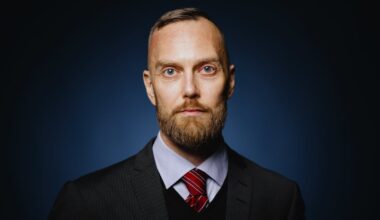 Ilmari Käihkön kolumni: Vain diktatuureissa eletään koko ajan sotatilassa | Kolumnit