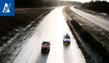 Onnettomuusriski kohoaa tänä yönä – tien pinnat jäätyvät Pirkanmaalla