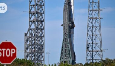 Amazonin perustajan uuden raketin lähtöä lykättiin sään takia