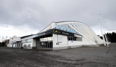 Käräjäoikeus otti aikalisän: Hakametsän jäähallin väärinkäytöksiä tutkittava vielä lisää | Pirkanmaa