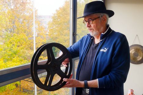 Filmikelat ovat jääneet jo historiaan. Jari Hallamaa lupaa eläkkeeltäkin ensi kesäksi valkeakoskilaisten iloksi järjestää näytöksen elokuvasta, jossa moni varmasti näkee jotakin tuttua.