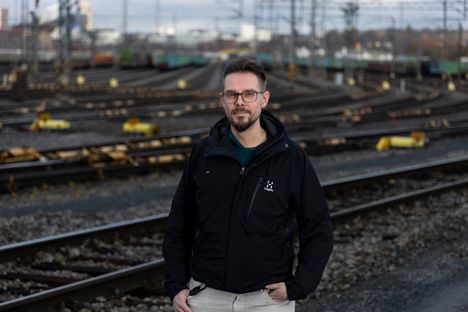 Tapio Anttila työskentelee Tampereella ammatissa, josta harva on kuullutkaan. Hän tienaa noin 60 000 euroa vuodessa vain puolen vuoden koulutuksella. 