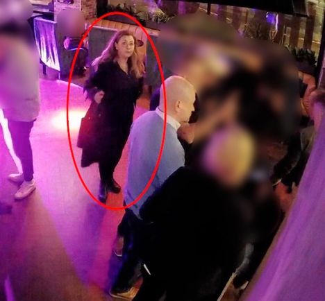 Perussuomalaisten kansanedustaja Sanna Antikainen oli mukana illanvietossa Bar Ihkussa. Antikainen liittyi seurueeseen iltakahdeksan aikaan.