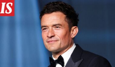 Orlando Bloom poseerasi ex-vaimokseen pukeutuneen naisen kanssa – kritiikkiä sataa