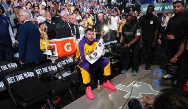 Luka Doncic-kaupasta seurannut faniprotesti johti Dallasin toimitusjohtajalle potkuihin | Urheilua lyhyesti