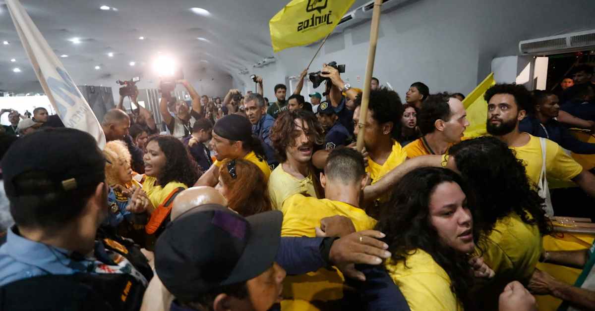 Protesti kärjistyi yhteenotoksi YK:n ilmasto­kokouksessa – kaksi vartijaa loukkaantunut | Uutisia lyhyesti