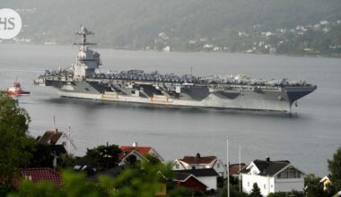 Lentotukialuksia ei siirrellä noin vain: Mitä varten maailman suurin sotalaiva on nyt Karibialla?