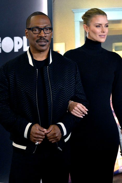 Eddie Murphy on ollut yhdessä vaimonsa Paigen kanssa jo 14 vuotta. Hän on ainoa Murphyn elämän naisista, joka vilahtaa dokumentissa.