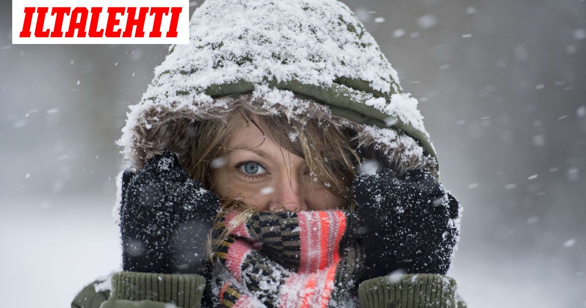 Talvimyrsky täräyttää jopa 40 senttiä lunta