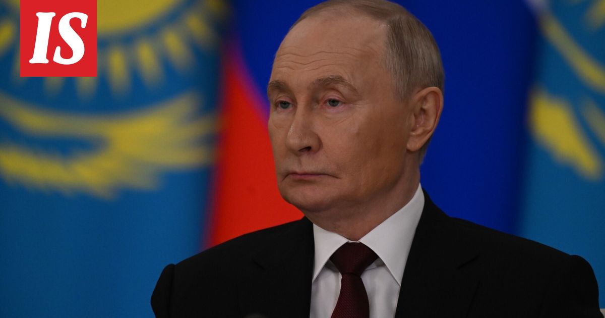 Vladimir Putinista julkaistiin vuoden 2026 kalenteri