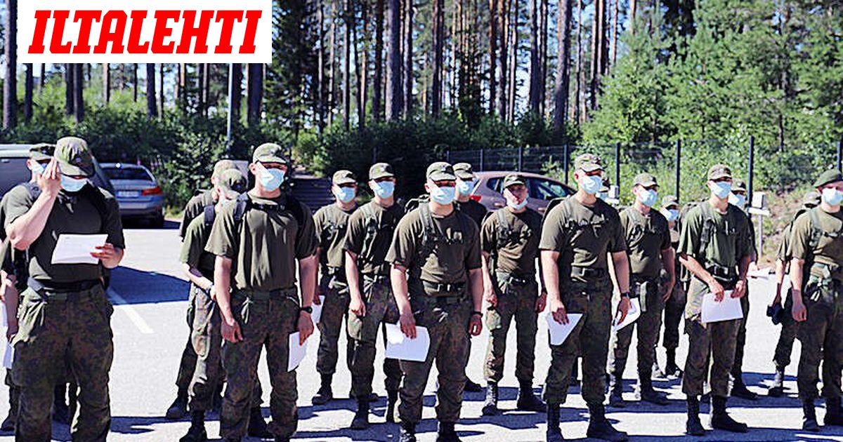 Varusmiehiä eristyksiin ärhäkän viruksen takia – Lomat peruttu