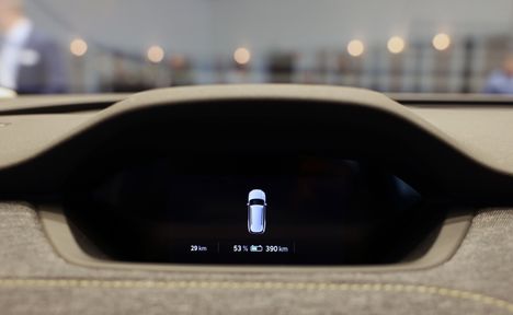 Tästä pienestä näytöstä tuli moitteita.